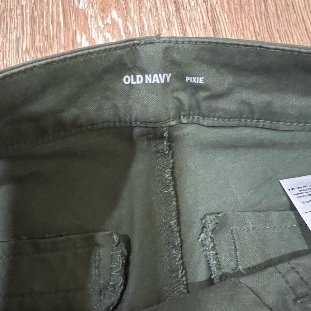 Old Navy Pixie Pants - image 5